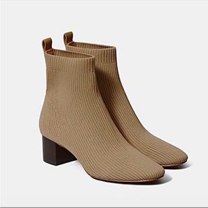 Everlane Tan Ankle Boots